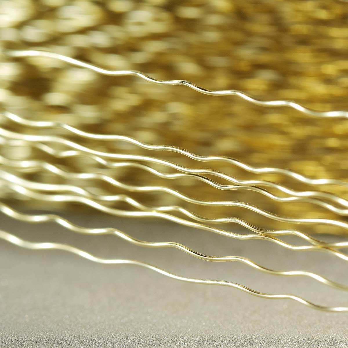 Crimped brass coated brush wire